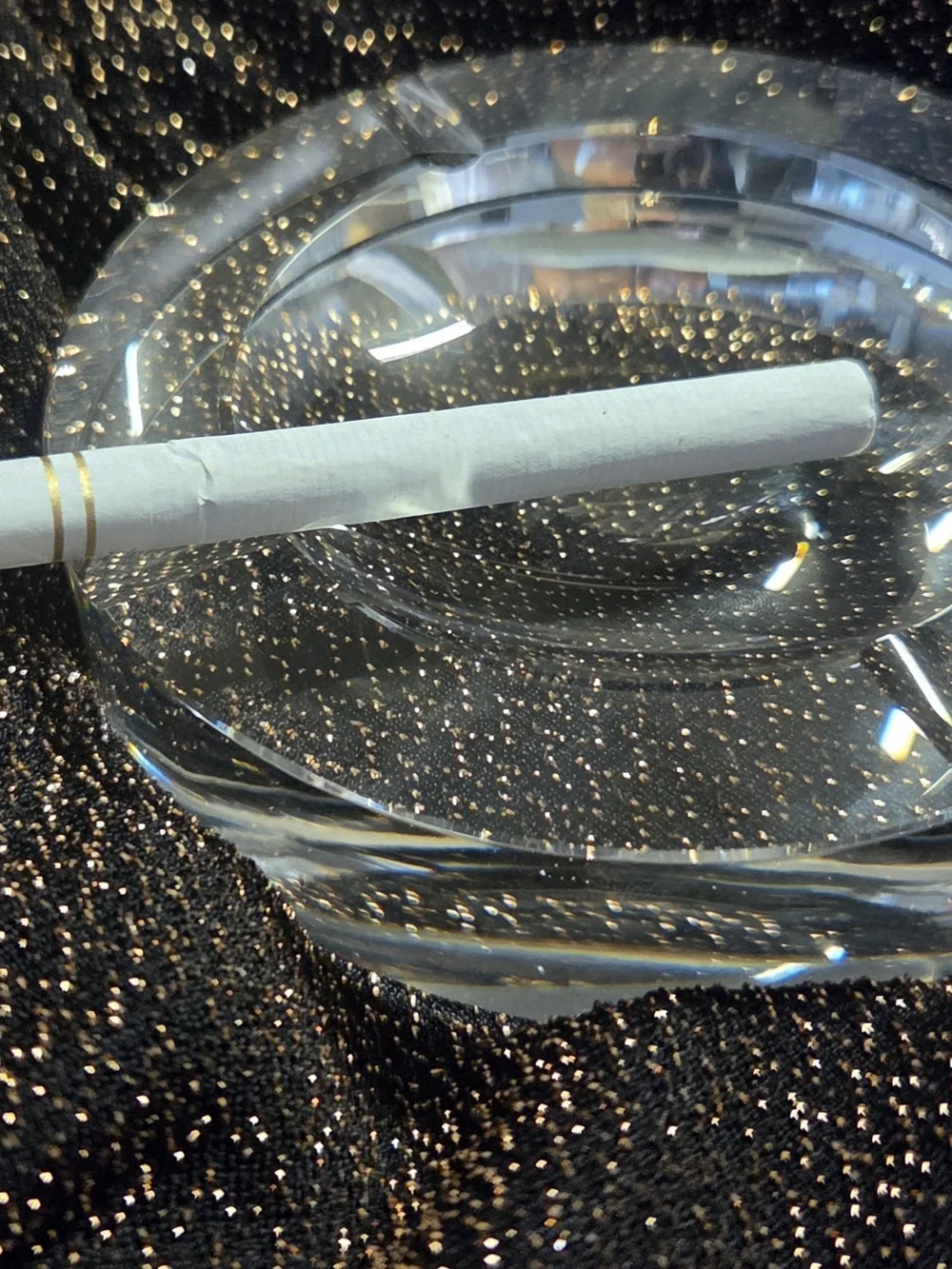Vintage MCM Elegant Clear Glass Cigar Stand or Paperweight. NEW.